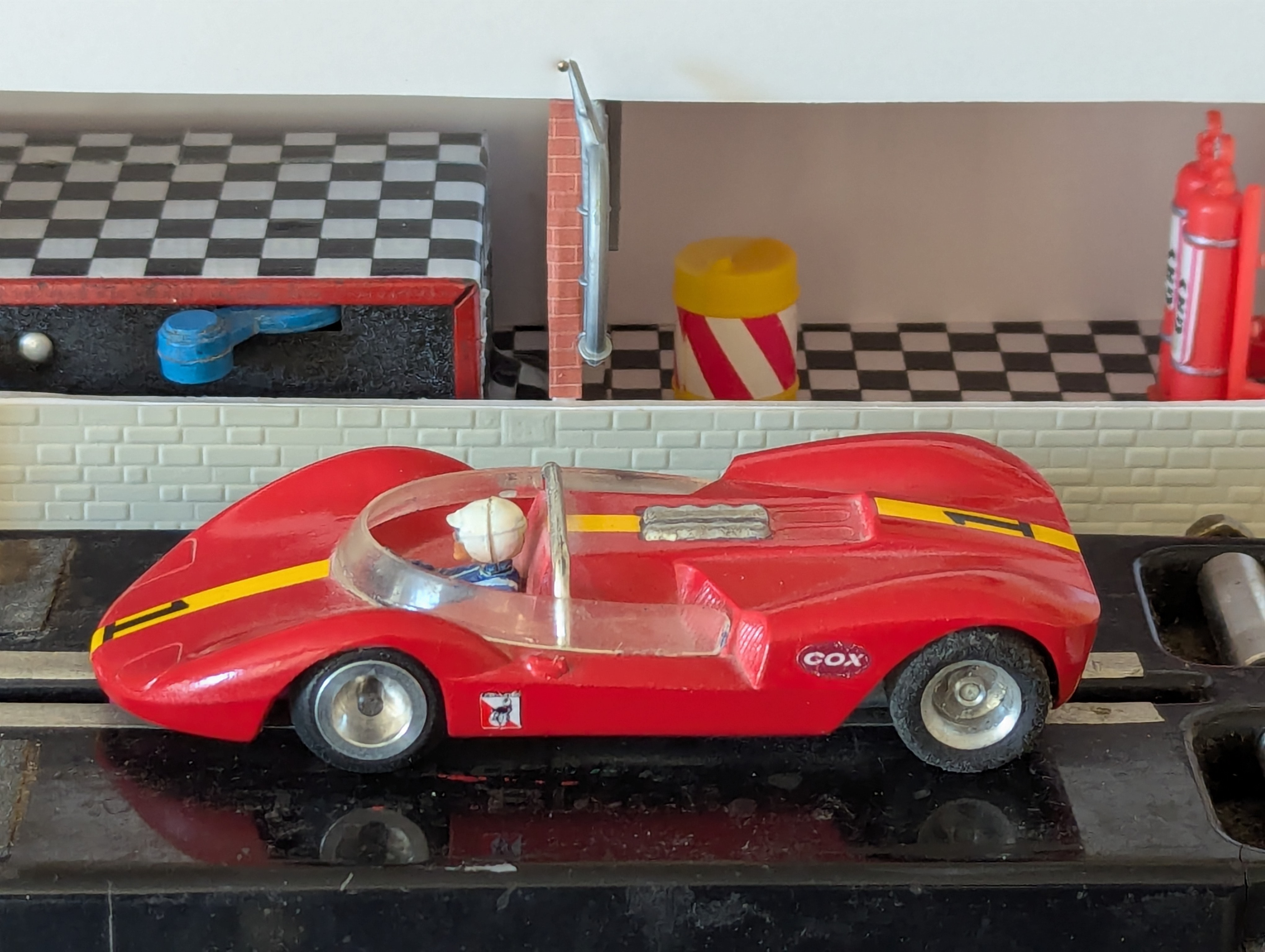 1968 Little Cucaracha - Racer - REH